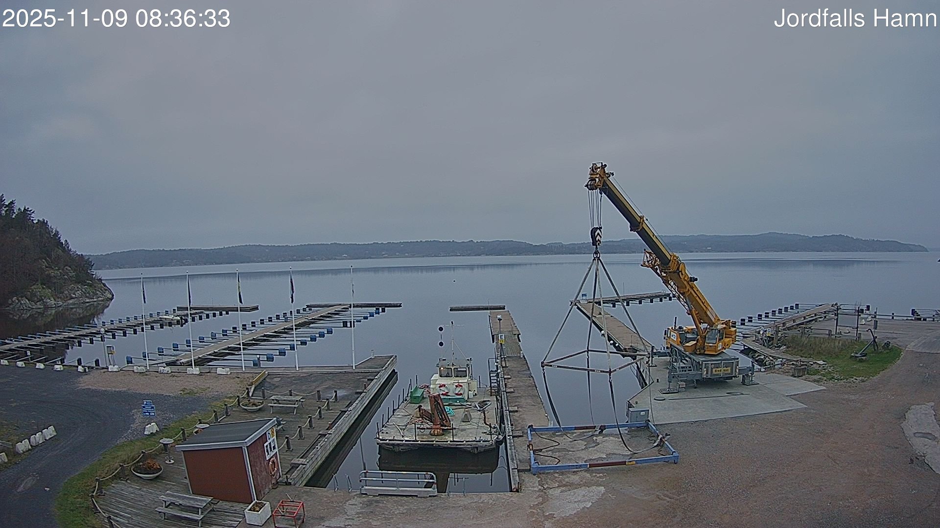 Lysekil › nord-vest: Jordfalls Hamn