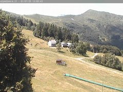 view from Alpe di Mera - Arrivo pista Baita e campo scuola on 2025-07-01