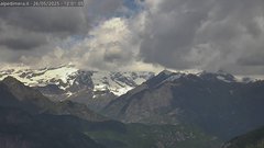 view from Alpe di Mera - Panorama Monte Rosa on 2025-05-26