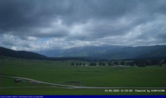 view from Pian Cansiglio - Casera Le Rotte on 2025-05-14