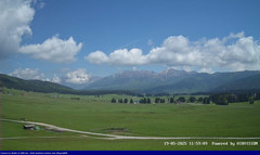 view from Pian Cansiglio - Casera Le Rotte on 2025-05-19
