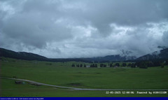 view from Pian Cansiglio - Casera Le Rotte on 2025-05-22