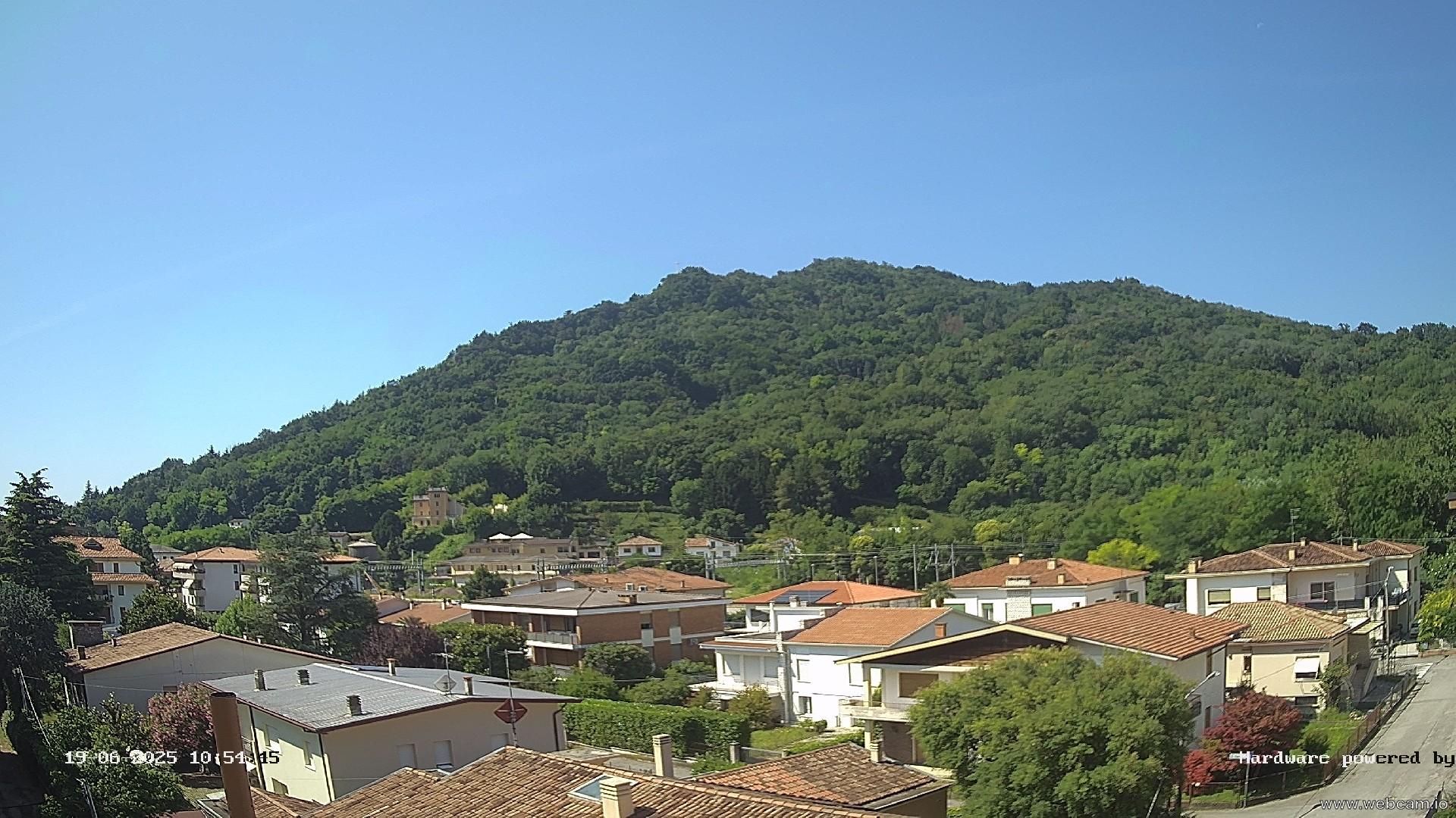 time-lapse frame, Vittorio Veneto - Vista stazione FS e M.Altare webcam