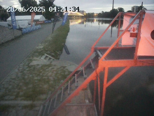 time-lapse frame, Troja - Warm Up webcam