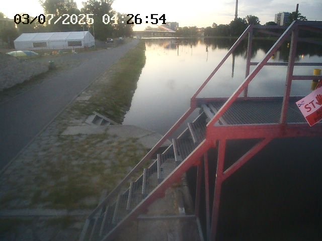time-lapse frame, Troja - Warm Up webcam