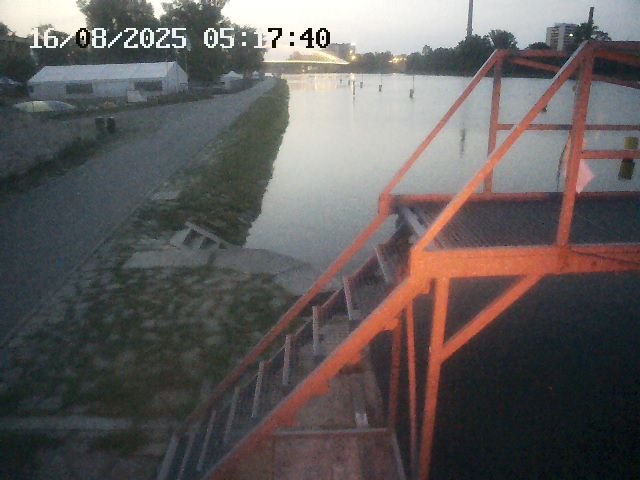 time-lapse frame, Troja - Warm Up webcam