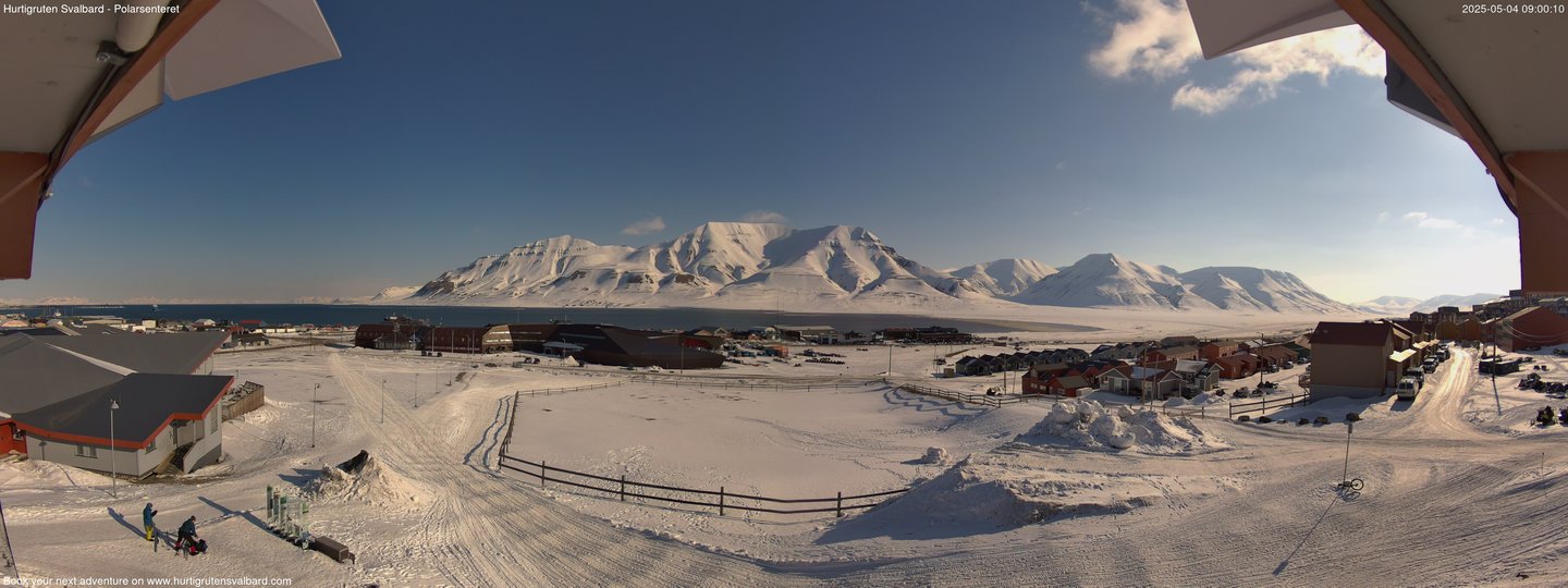 time-lapse frame, Hurtigruten Svalbard - Hiorthfjellet webcam