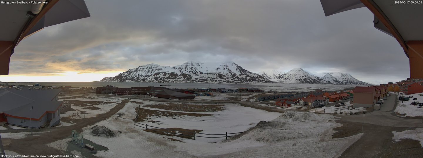 time-lapse frame, Hurtigruten Svalbard - Hiorthfjellet webcam