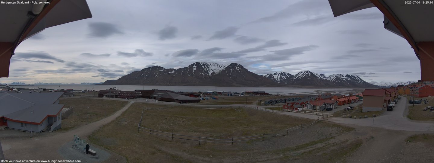 time-lapse frame, Hurtigruten Svalbard - Hiorthfjellet webcam