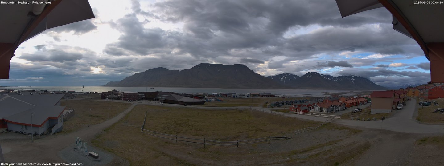 time-lapse frame, Hurtigruten Svalbard - Hiorthfjellet webcam