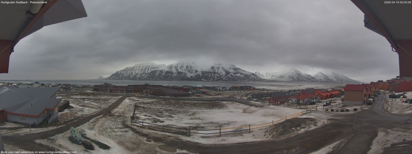 time-lapse frame, Hurtigruten Svalbard - Hiorthfjellet webcam