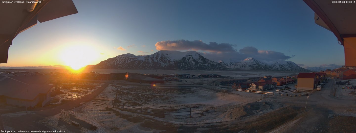 time-lapse frame, Hurtigruten Svalbard - Hiorthfjellet webcam