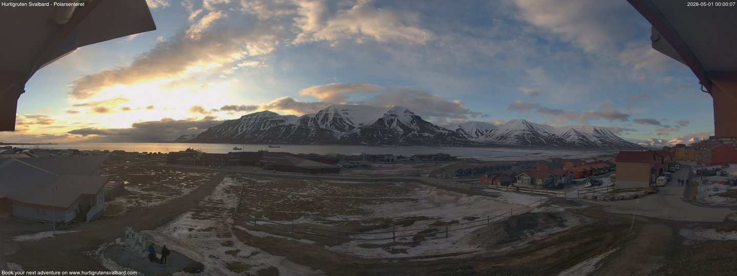 time-lapse frame, Hurtigruten Svalbard - Hiorthfjellet webcam