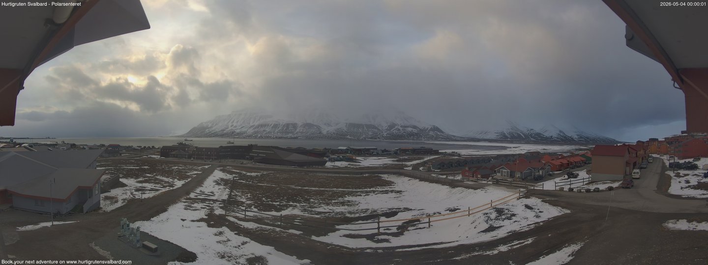 Hurtigruten Svalbard - Hiorthfjellet webcam time-lapse frame, Hurtigruten Svalbard - Hiorthfjellet webcam