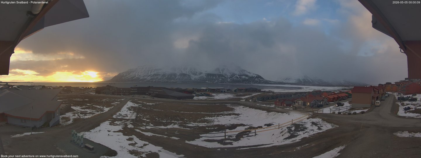 time-lapse frame, Hurtigruten Svalbard - Hiorthfjellet webcam