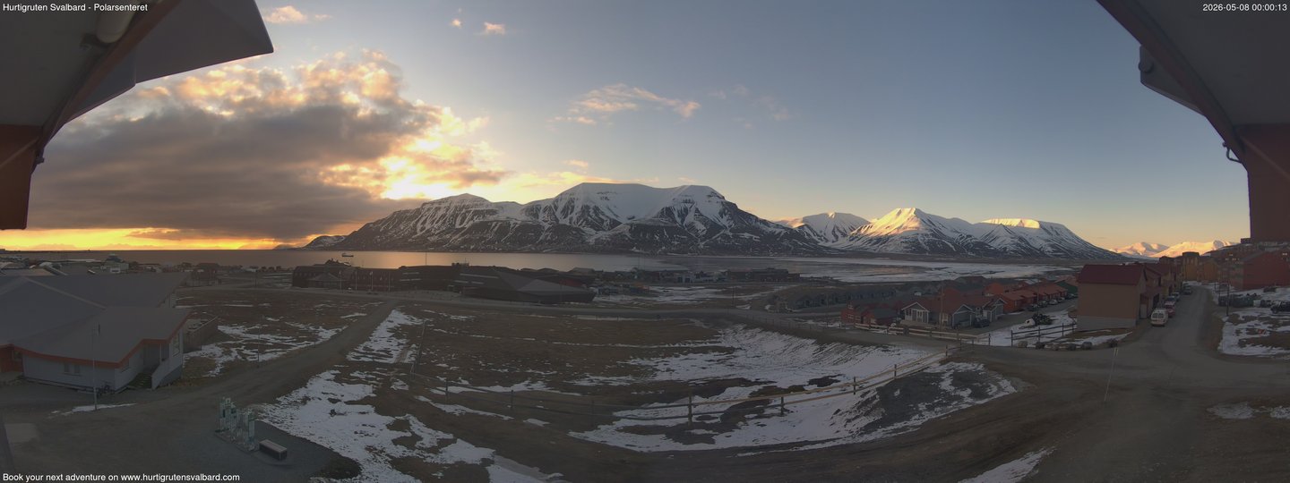 time-lapse frame, Hurtigruten Svalbard - Hiorthfjellet webcam