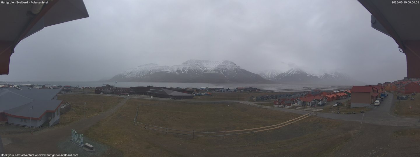 Hurtigruten Svalbard - Hiorthfjellet webcam time-lapse frame, Hurtigruten Svalbard - Hiorthfjellet webcam