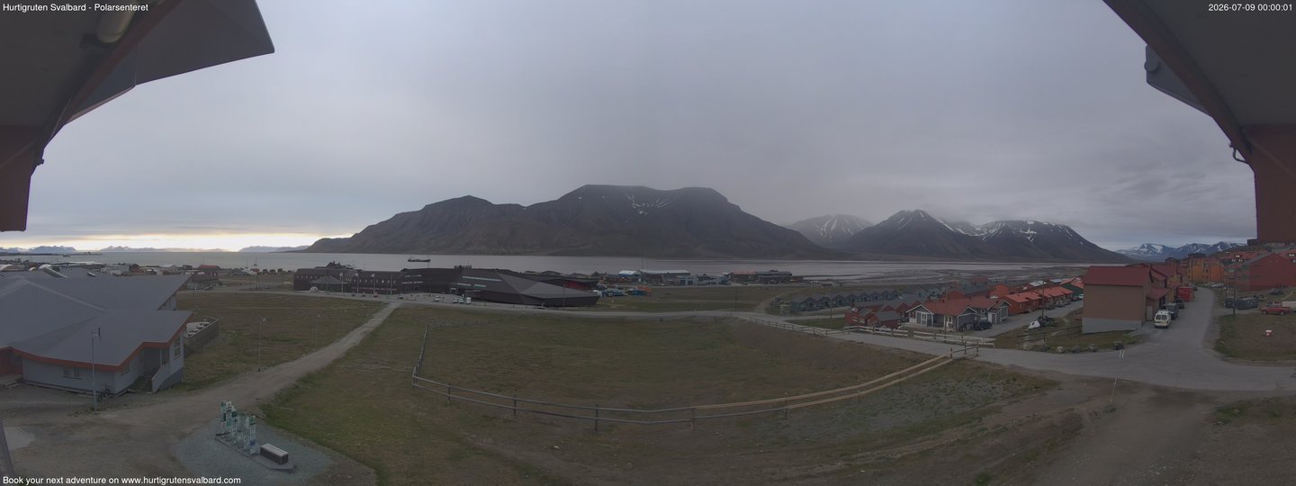 Hurtigruten Svalbard - Hiorthfjellet webcam time-lapse frame, Hurtigruten Svalbard - Hiorthfjellet webcam
