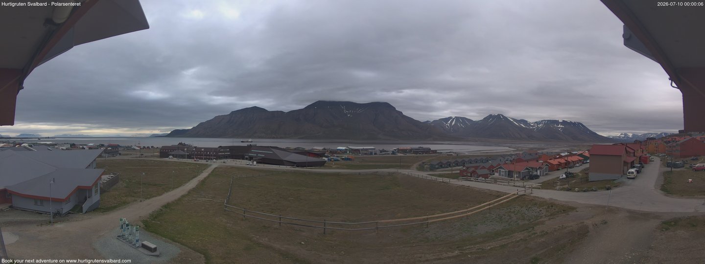 Hurtigruten Svalbard - Hiorthfjellet webcam time-lapse frame, Hurtigruten Svalbard - Hiorthfjellet webcam