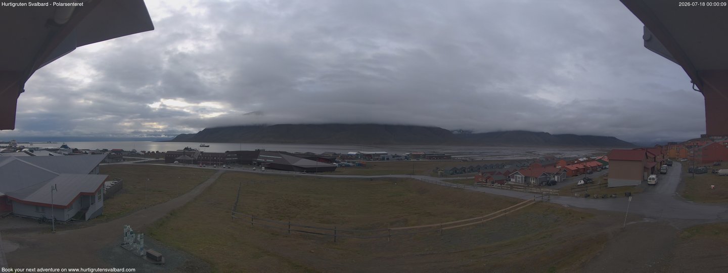 Hurtigruten Svalbard - Hiorthfjellet webcam time-lapse frame, Hurtigruten Svalbard - Hiorthfjellet webcam