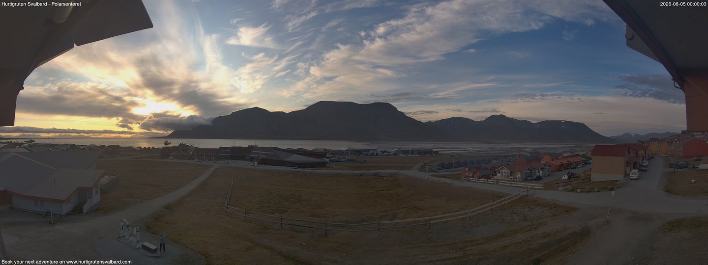 time-lapse frame, Hurtigruten Svalbard - Hiorthfjellet webcam