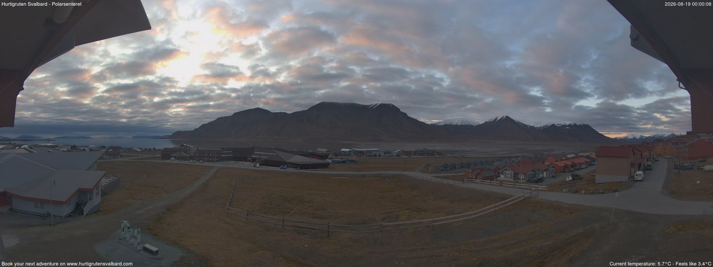 time-lapse frame, Hurtigruten Svalbard - Hiorthfjellet webcam