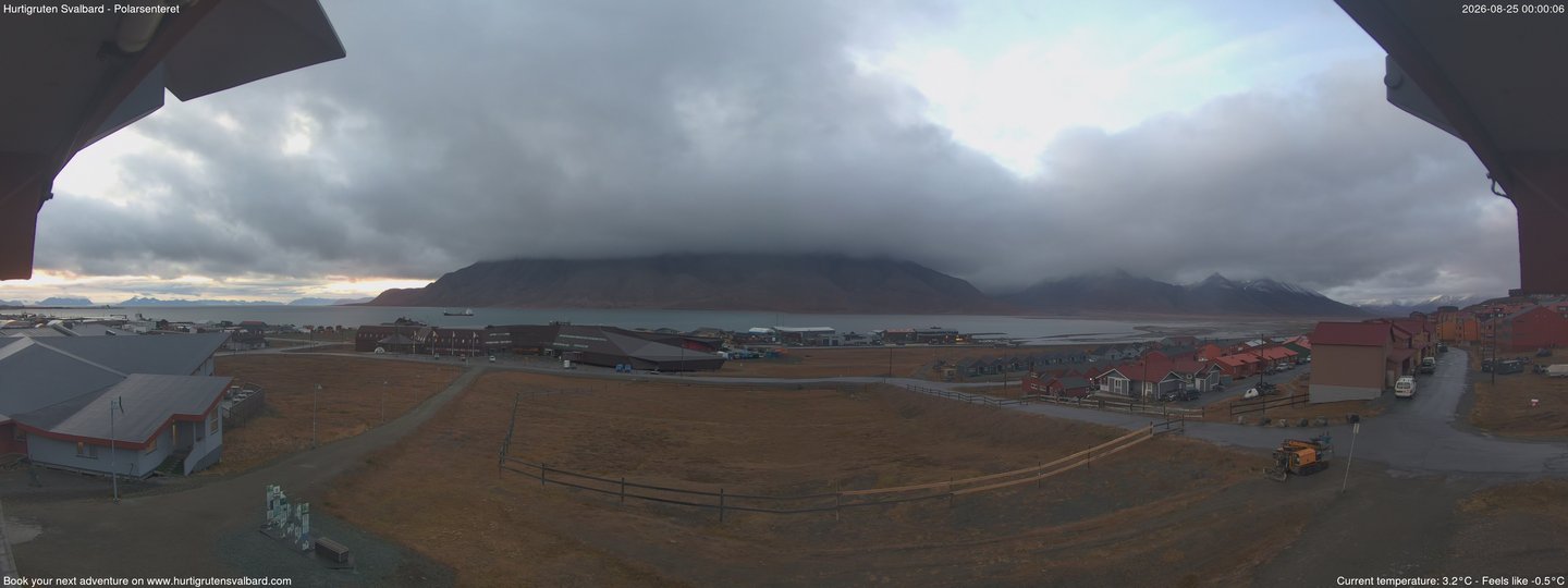 time-lapse frame, Hurtigruten Svalbard - Hiorthfjellet webcam