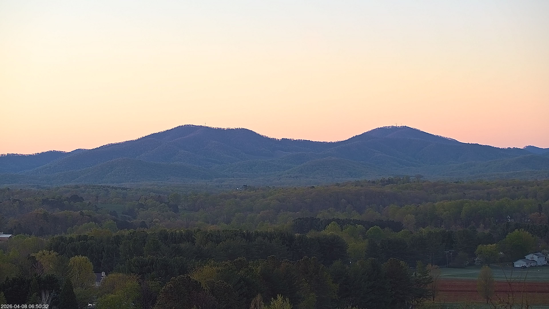 time-lapse frame, 2026-04-08 06:50-12:00 webcam