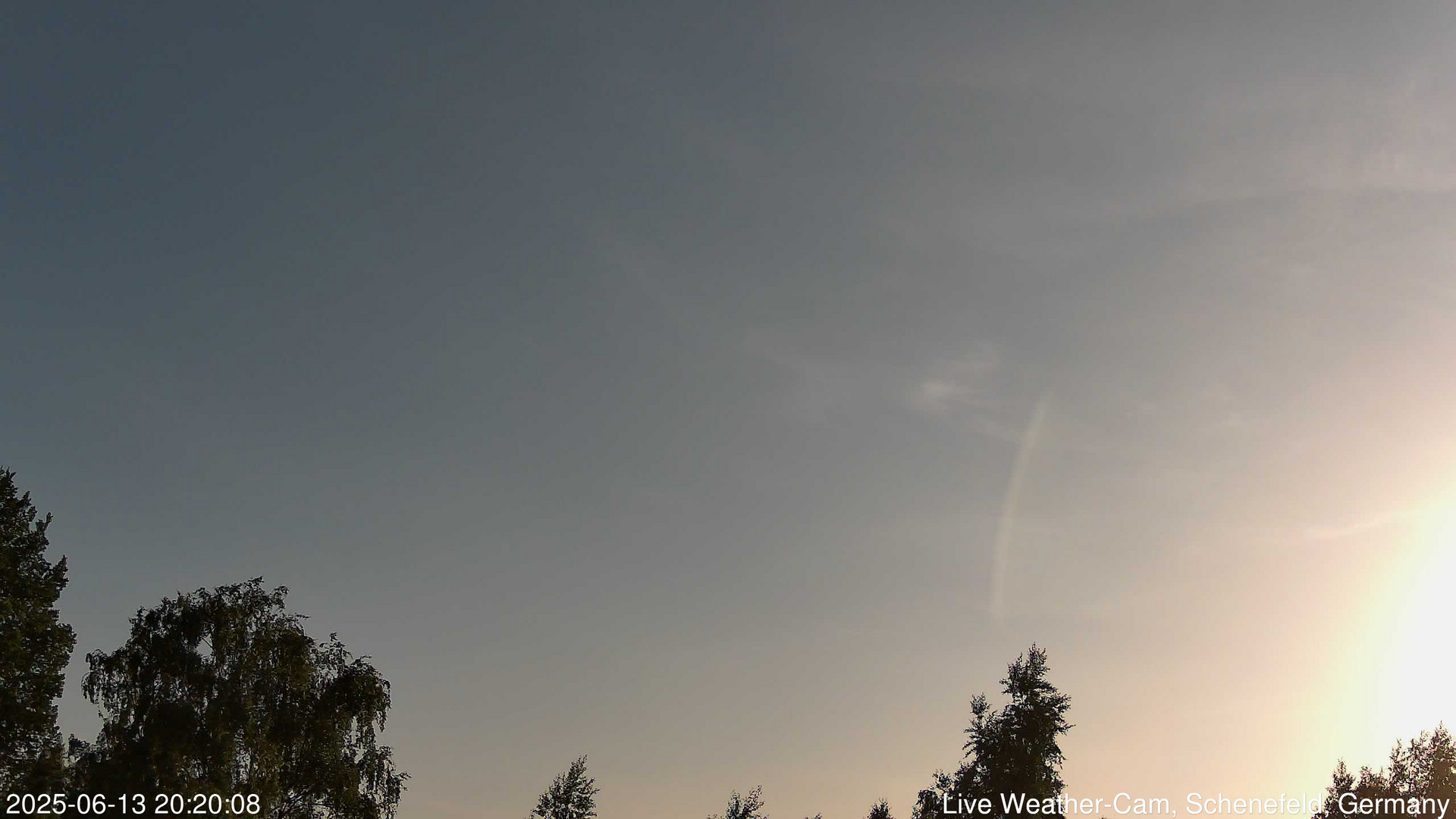 time-lapse frame, 2025-06-13 20:20-22:50 webcam