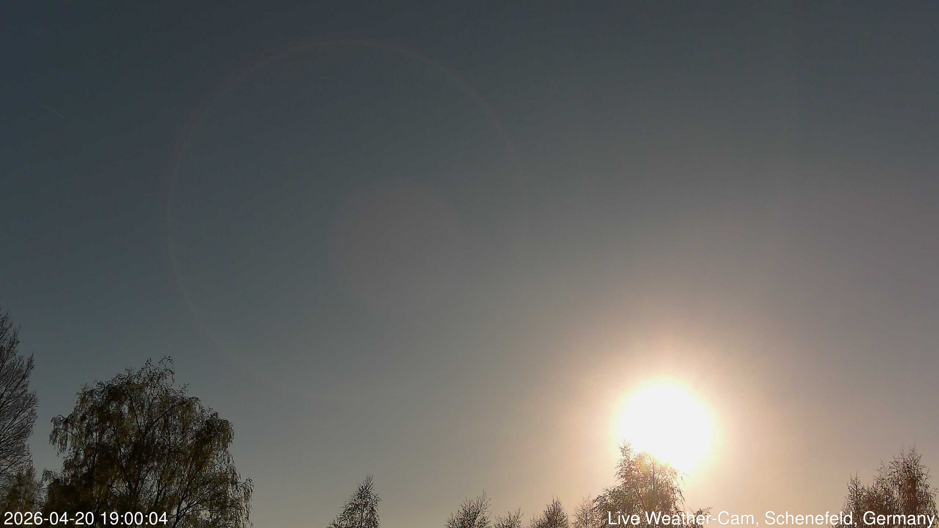 time-lapse frame, 2026-04-20 19:00-21:30 webcam