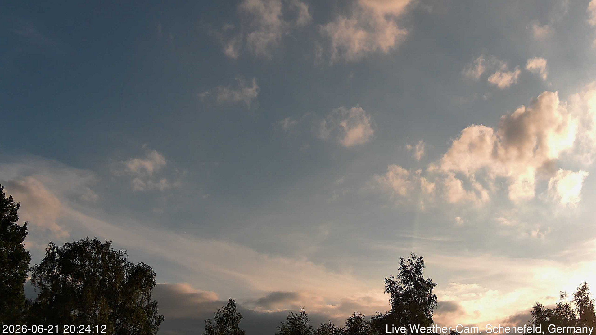 time-lapse frame, 2026-06-21 20:24-22:54 webcam