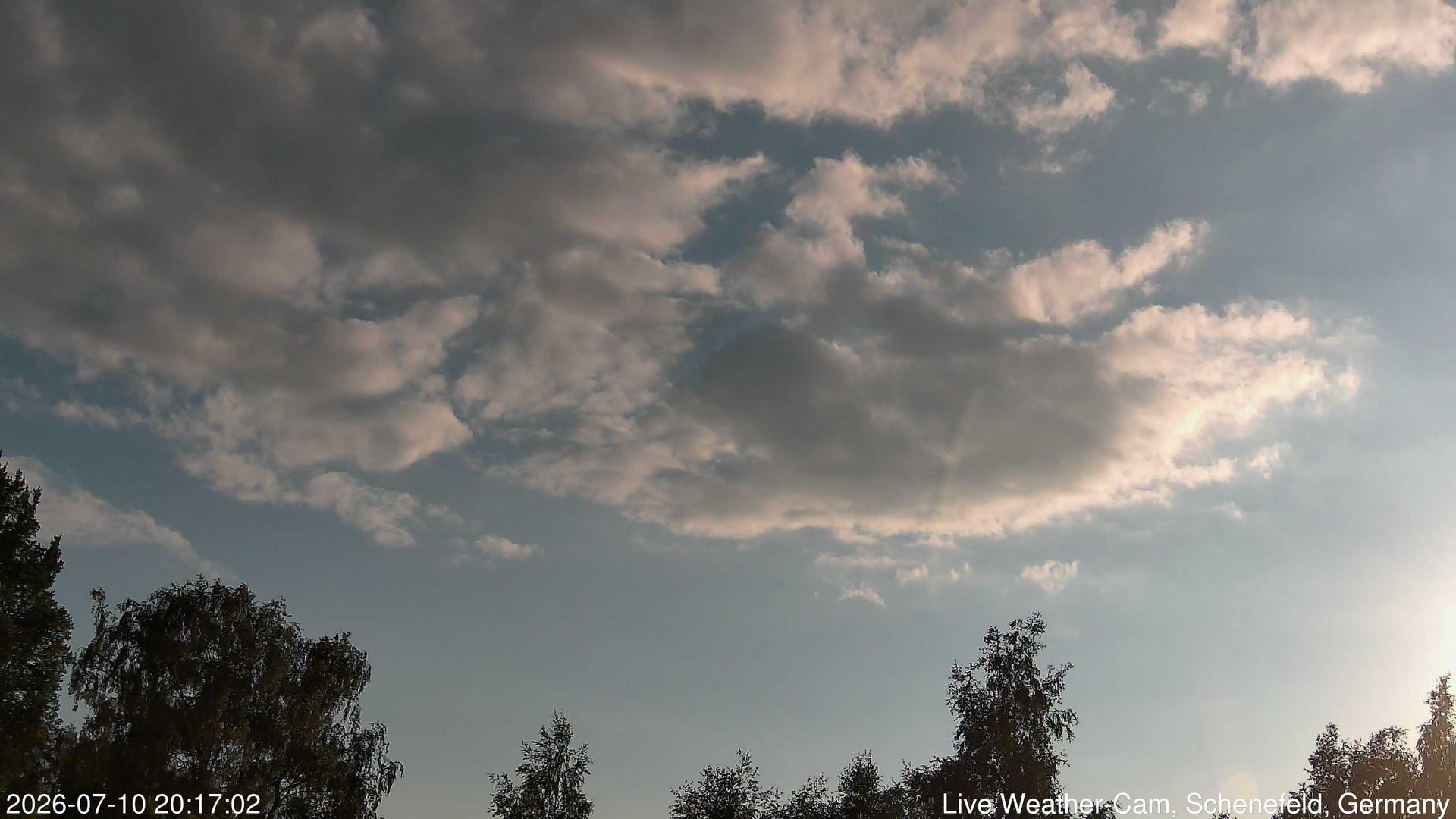 time-lapse frame, 2026-07-10 20:17-22:47 webcam