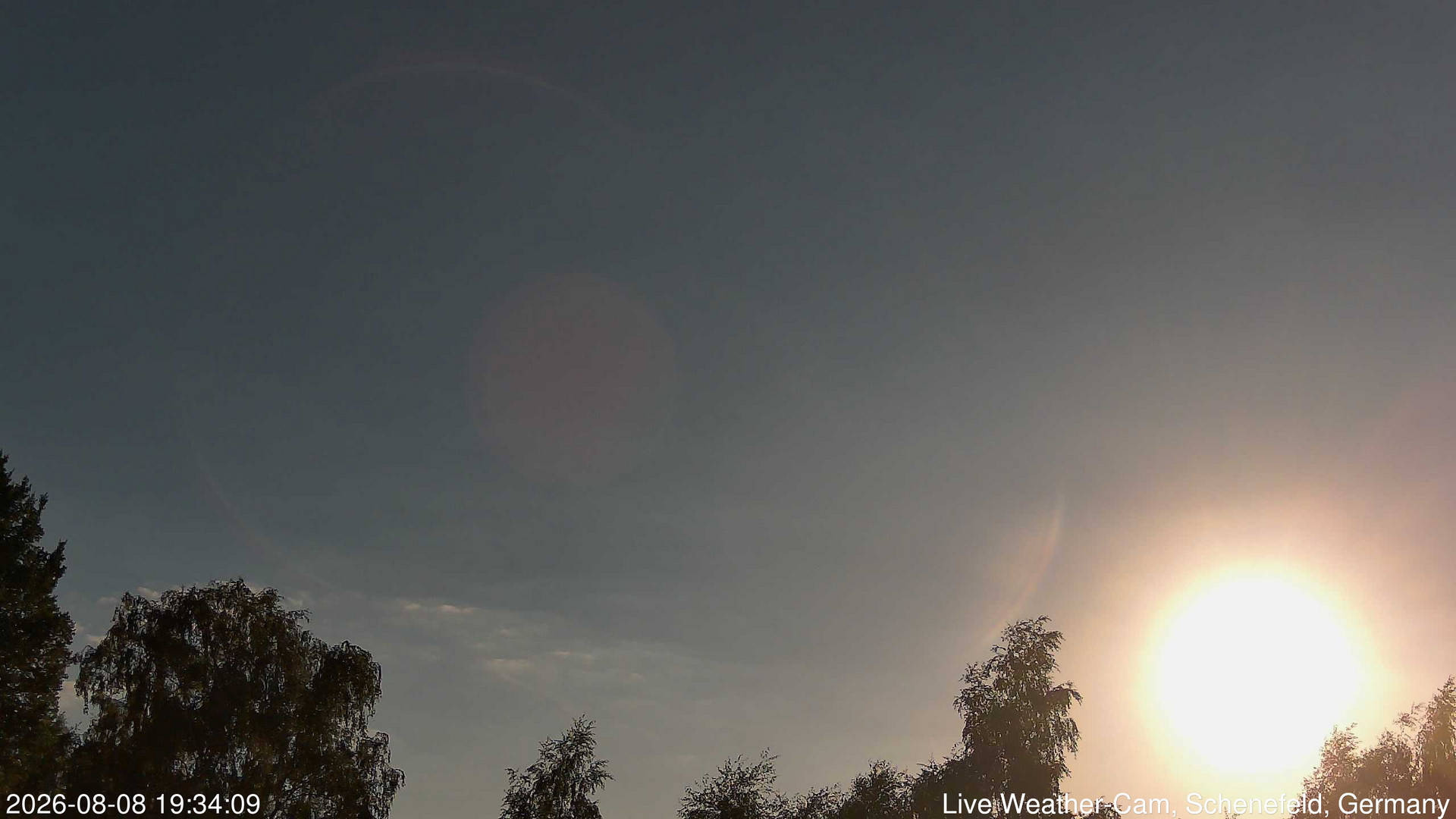 time-lapse frame, 2026-08-08 19:34-22:04 webcam