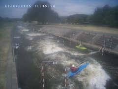 view from Troja - bottom on 2025-07-03
