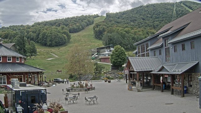time-lapse frame, Sugarbush Gate House Plaza Scenic webcam
