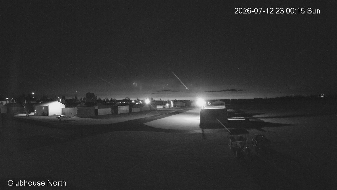 time-lapse frame, North view of Lacombe Airport webcam