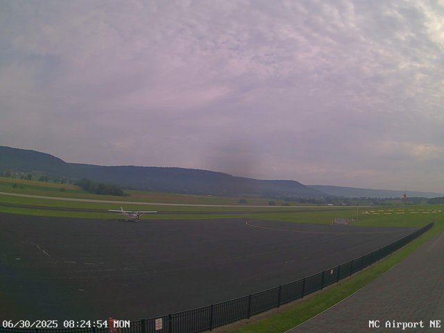 time-lapse frame, Mifflin County Airport (east) webcam