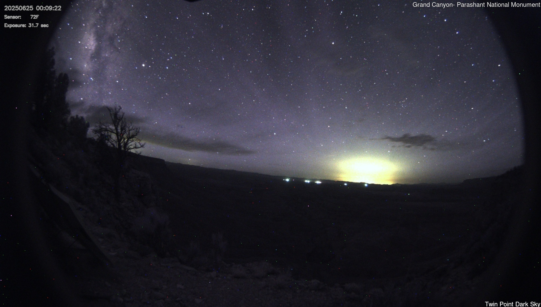 time-lapse frame, Twin Point - Dark Sky webcam