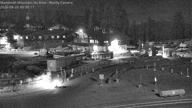 time-lapse frame, Mammoth Main Lodge Woolly webcam