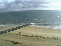 view from Cowes Yacht Club - North on 2025-06-17
