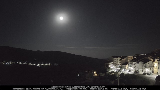 time-lapse frame, MeteoGredos webcam