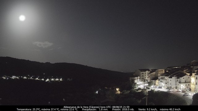 time-lapse frame, MeteoGredos webcam