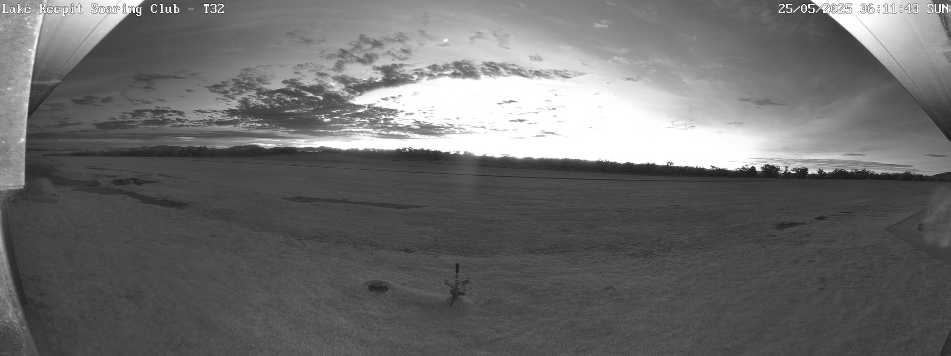 time-lapse frame, Lake Keepit Soaring Club T32 webcam