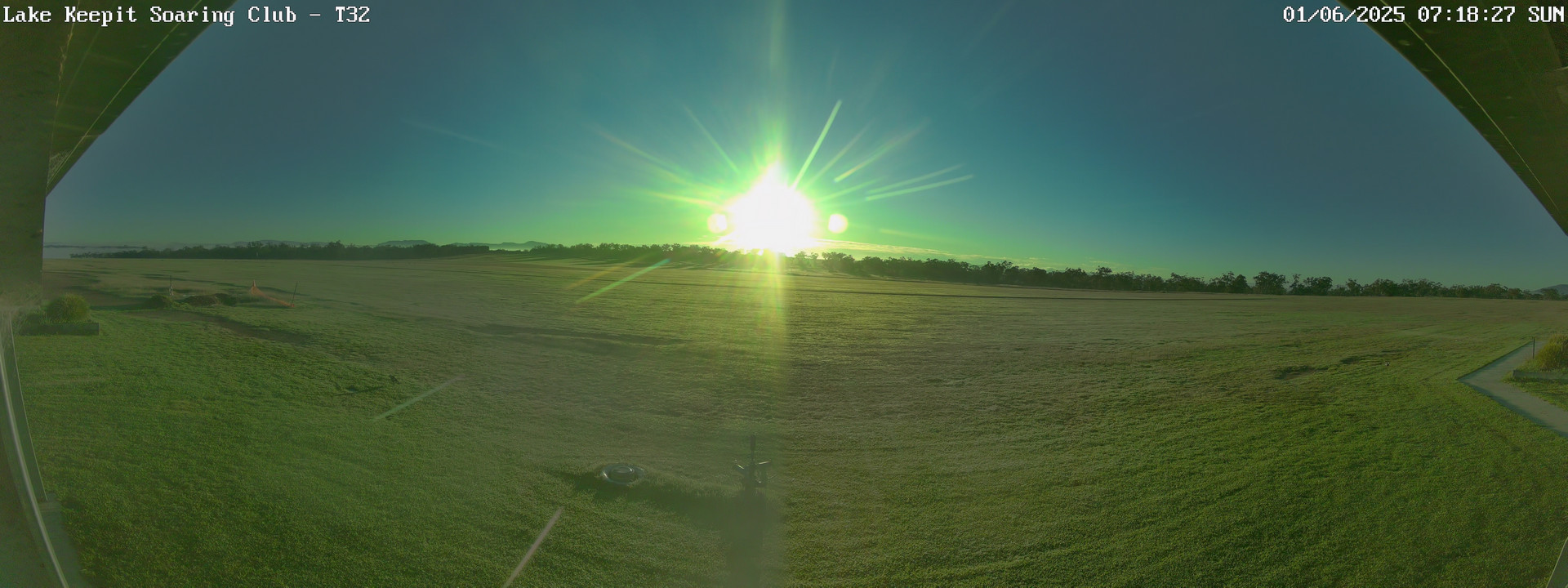 time-lapse frame, Lake Keepit Soaring Club T32 webcam
