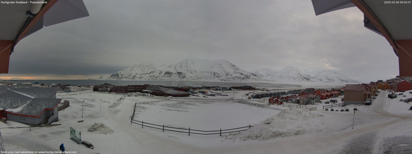 time-lapse frame, Hurtigruten Svalbard - Hiorthfjellet webcam