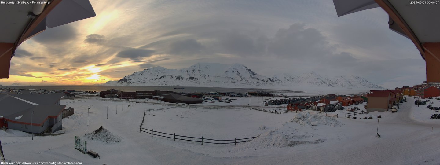 time-lapse frame, Hurtigruten Svalbard - Hiorthfjellet webcam
