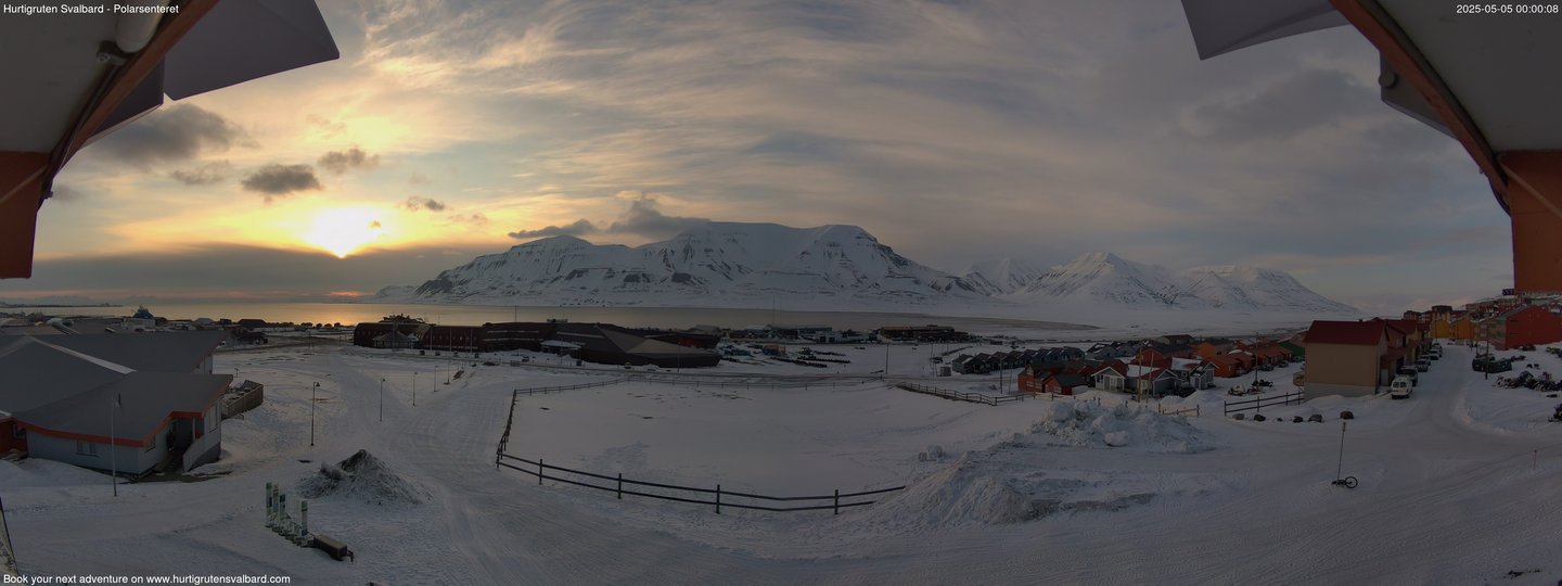 time-lapse frame, Hurtigruten Svalbard - Hiorthfjellet webcam