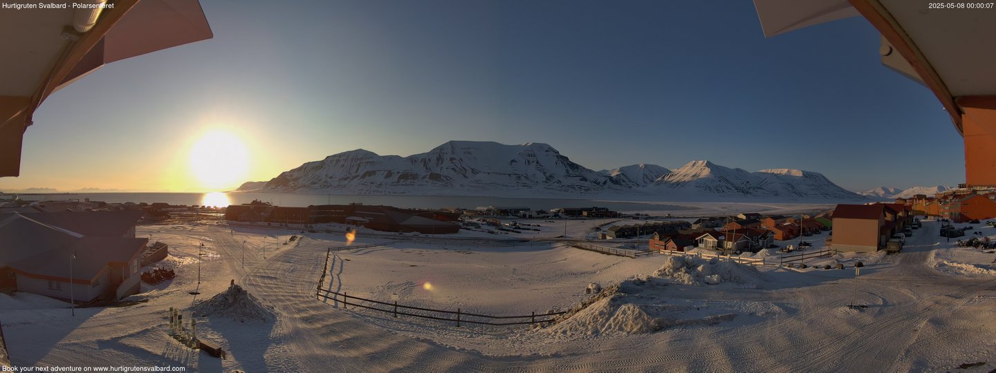 time-lapse frame, Hurtigruten Svalbard - Hiorthfjellet webcam