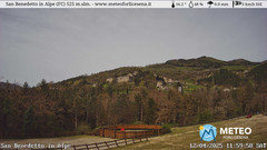 view from San Benedetto in Alpe on 2025-04-12